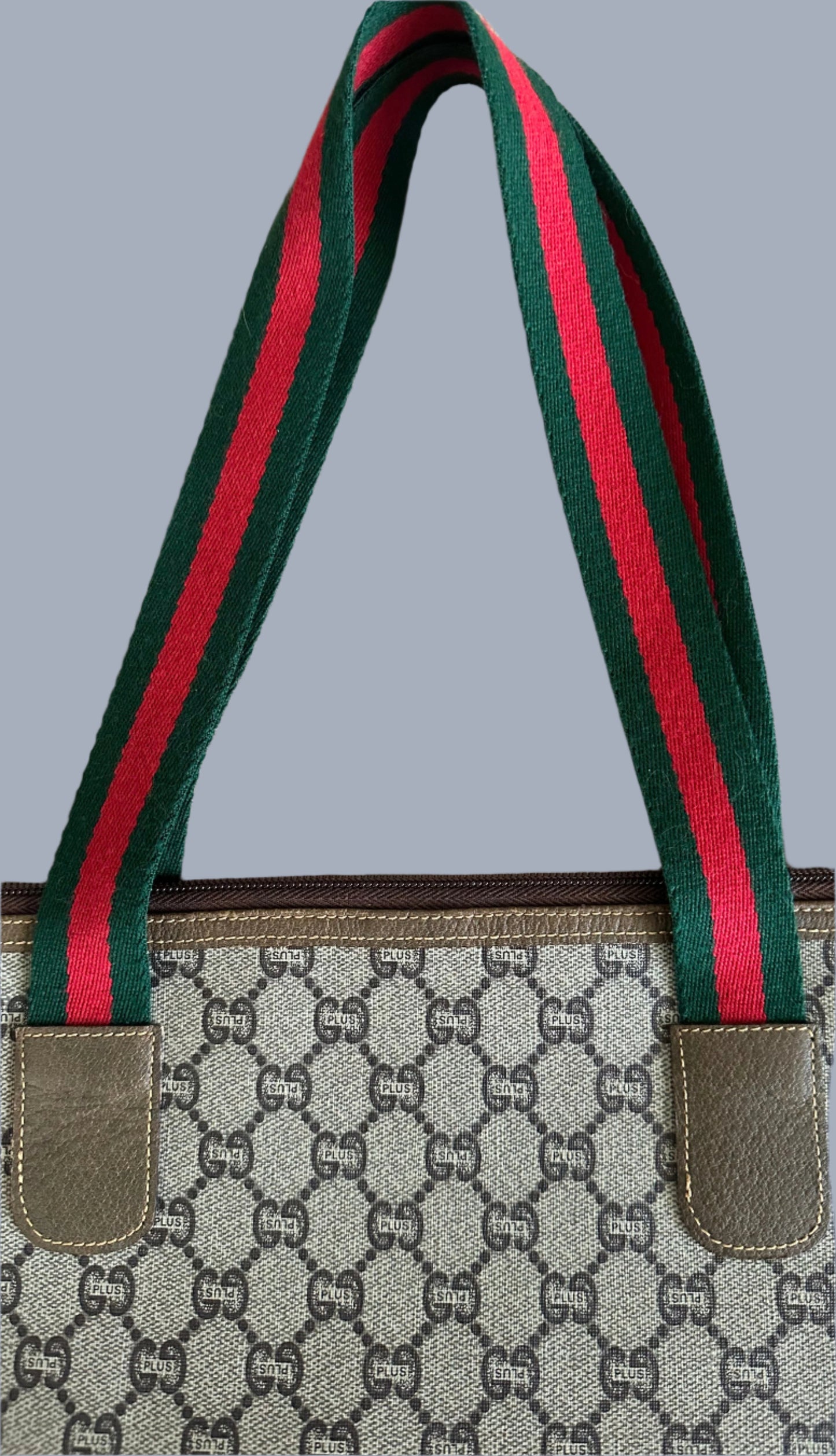 GUCCI GG Plus Monogram Tote - LARGE w Sherry Line Strap & Zip Close