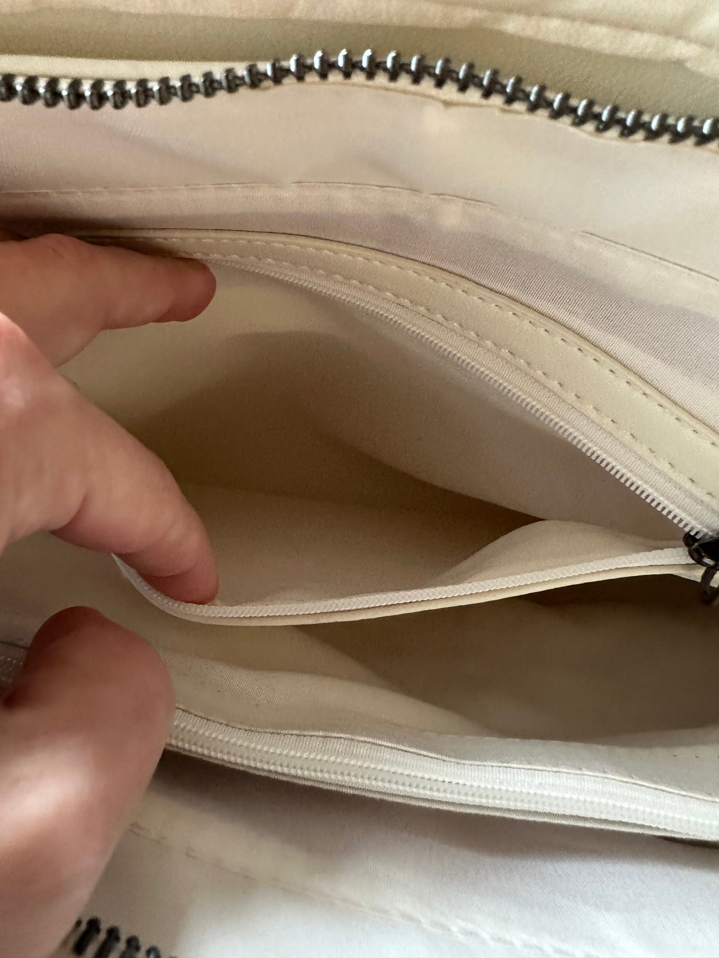 NWT NEW Valentino Orlandi White Vegan Leather Tote w/ Branded Crossbody Strap