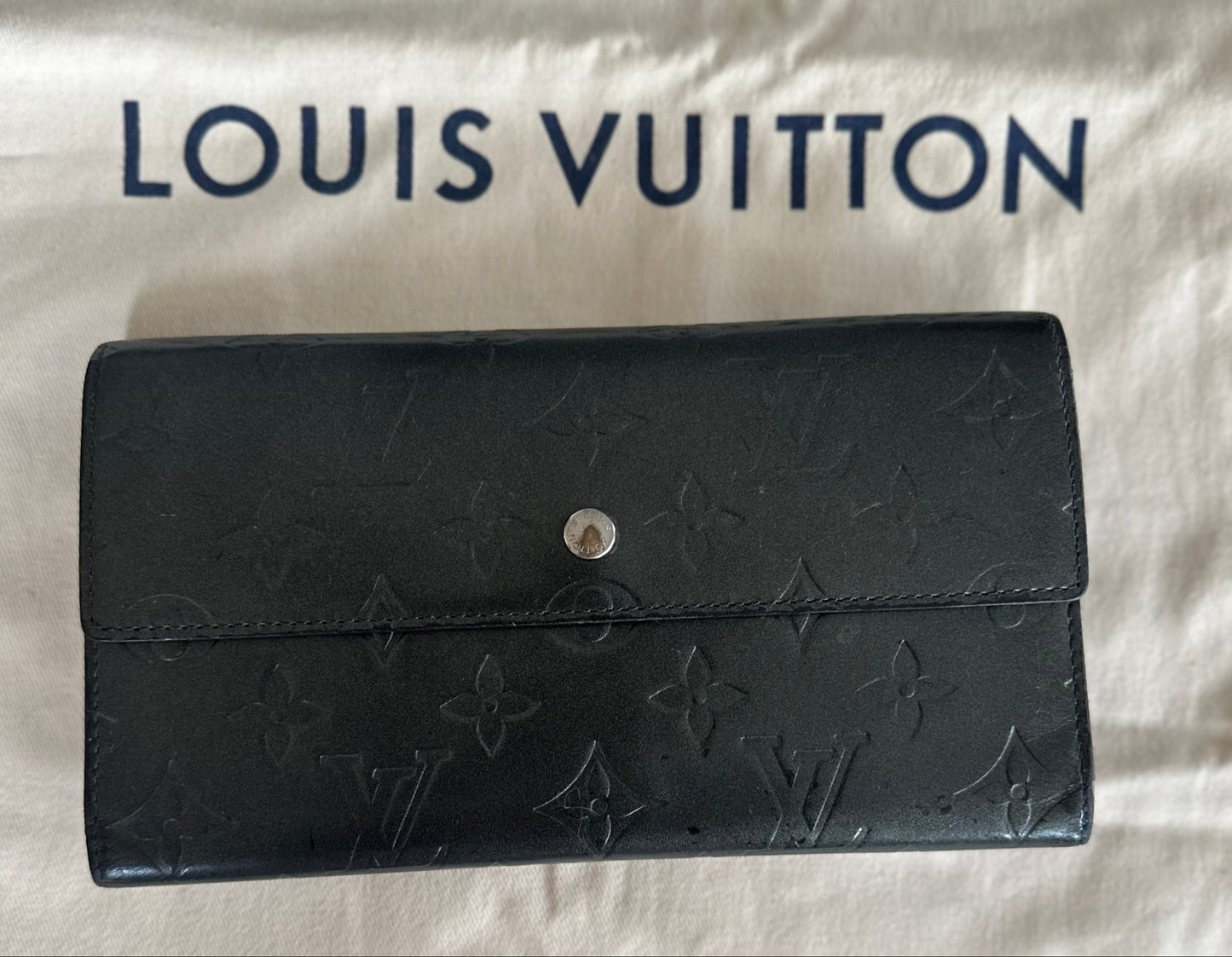 Louis Vuitton MATTE Black Vernis Long International Wallet