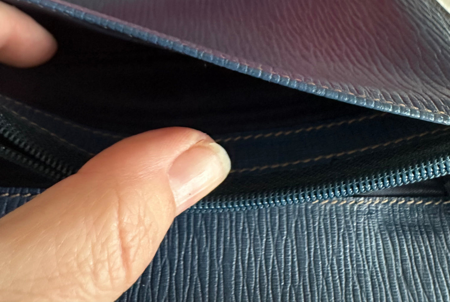 Salvatore Ferragamo Blue Leather Bi Fold Wallet Unisex