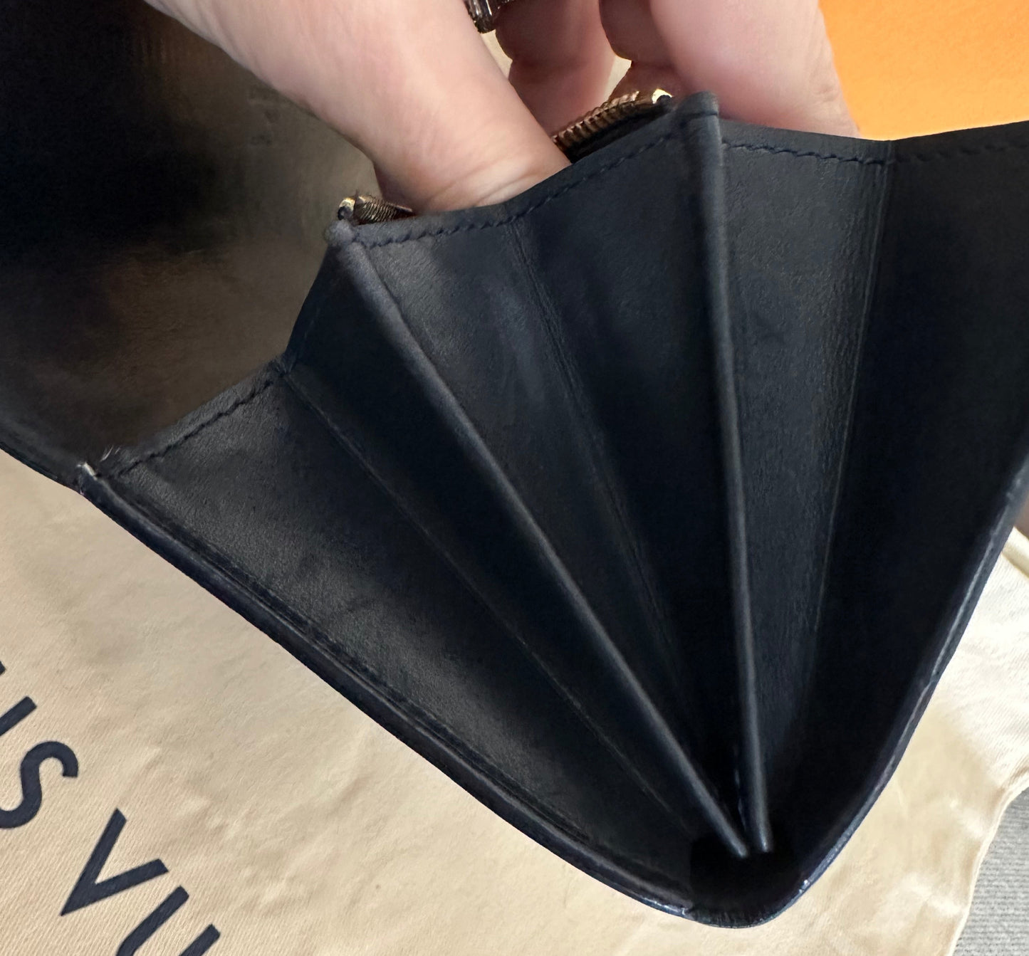 Louis Vuitton Long Sara Wallet in SHINY Black Vernis Patent Leather