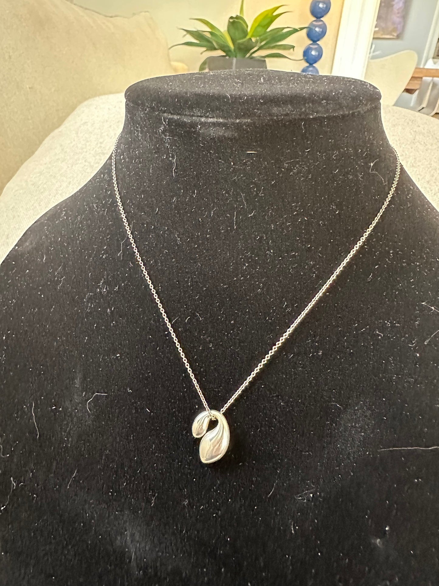 Tiffany .925 Sterling Silver Elsa Peretti Double teardrop with Original Chain