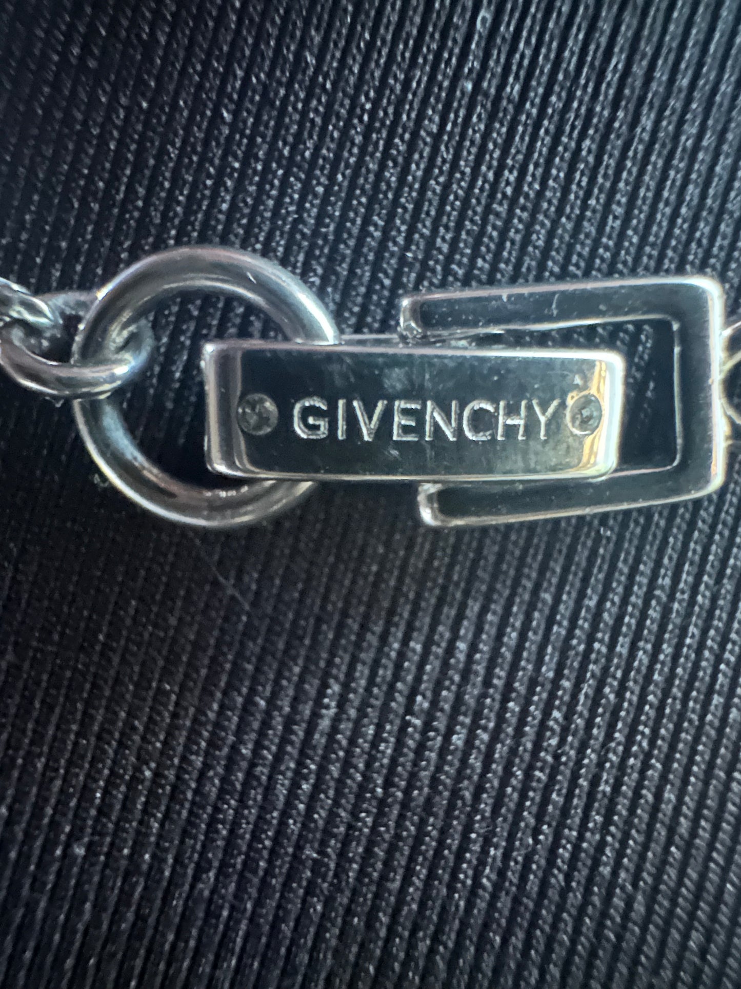 Givency Silver Necklace with Multi-facted Round Rhinestone