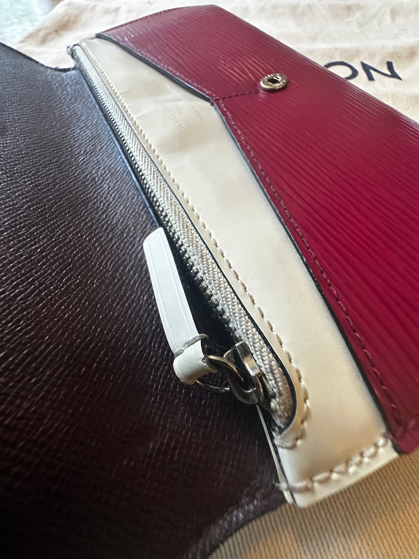 Louis Vuitton Tri-Color Porte Feuille Flore Epi Leather Long Snap/Flap Wallet