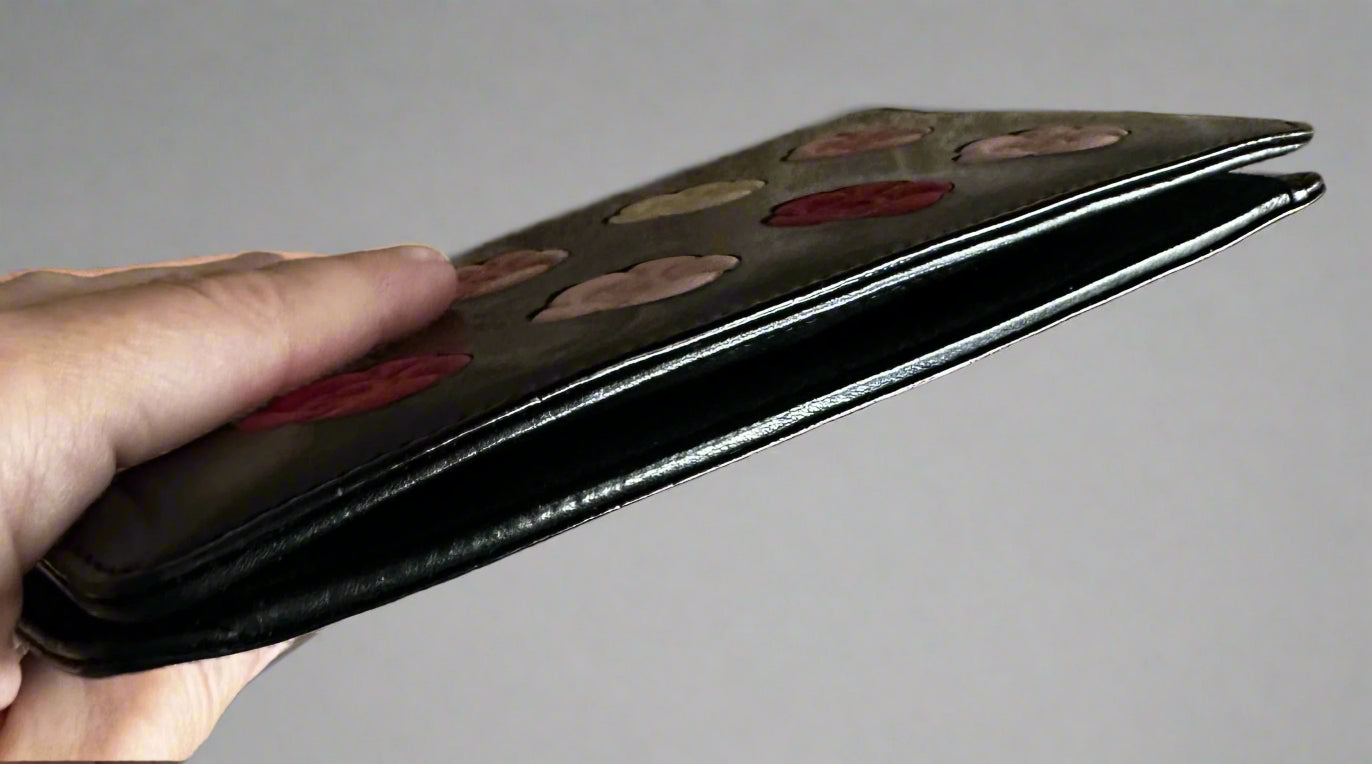 CHANEL Wallet in Patent Black Leather Camilla pink, fushia, & cream puffy flowers