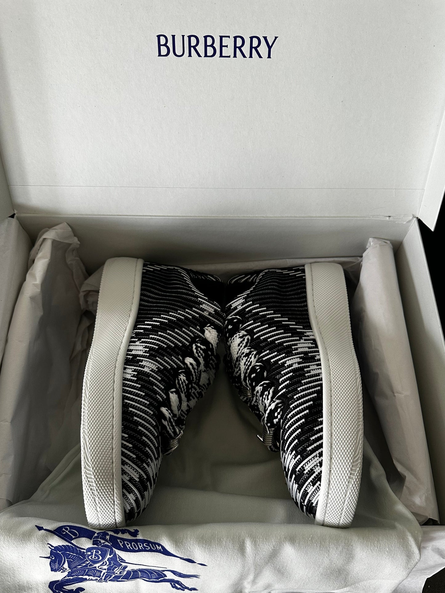 Burberry !New with Tags! Black and White Novocheck Sneakers sz 37.5