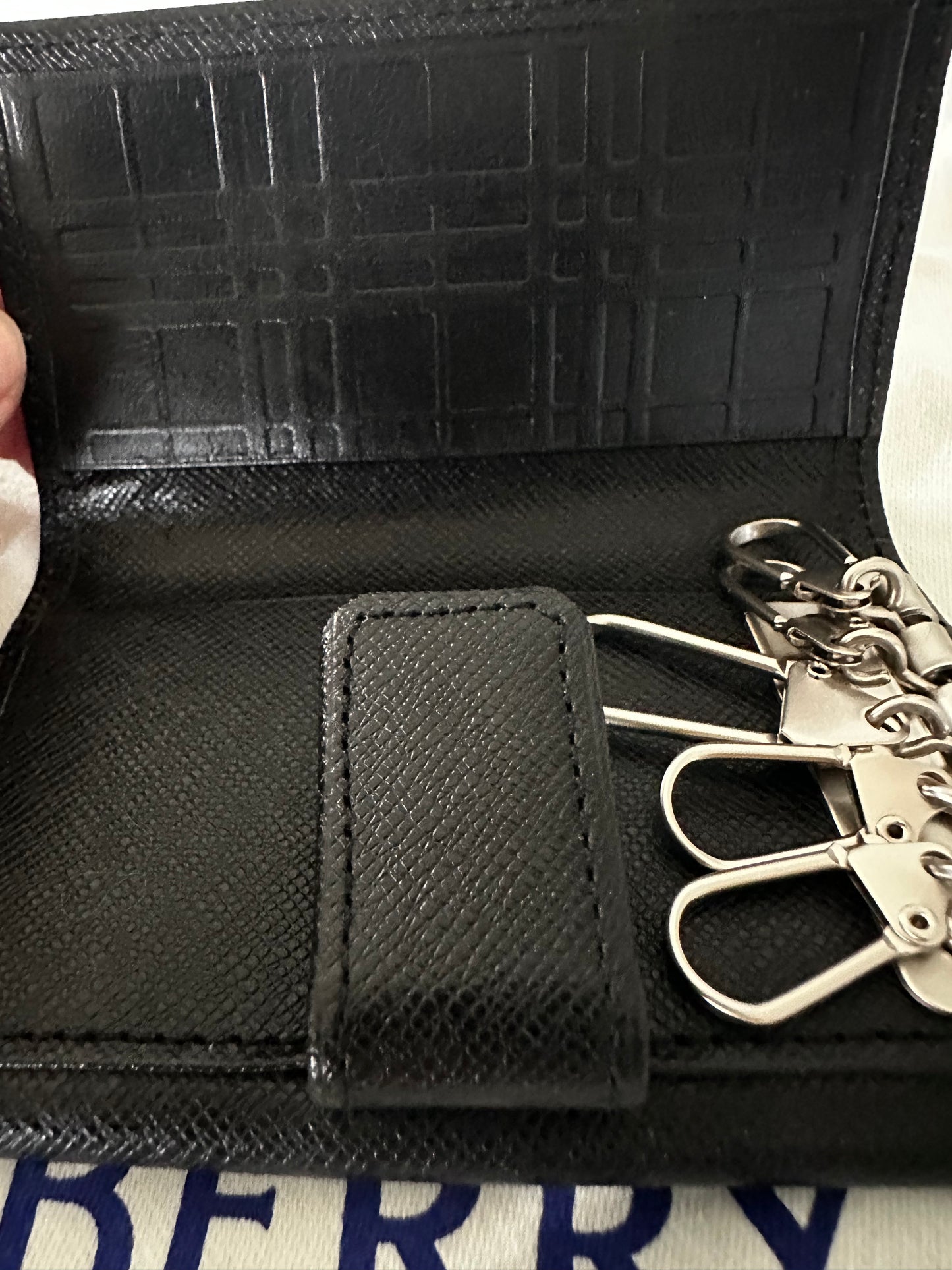 Burberry Key Holder with 5 key rings