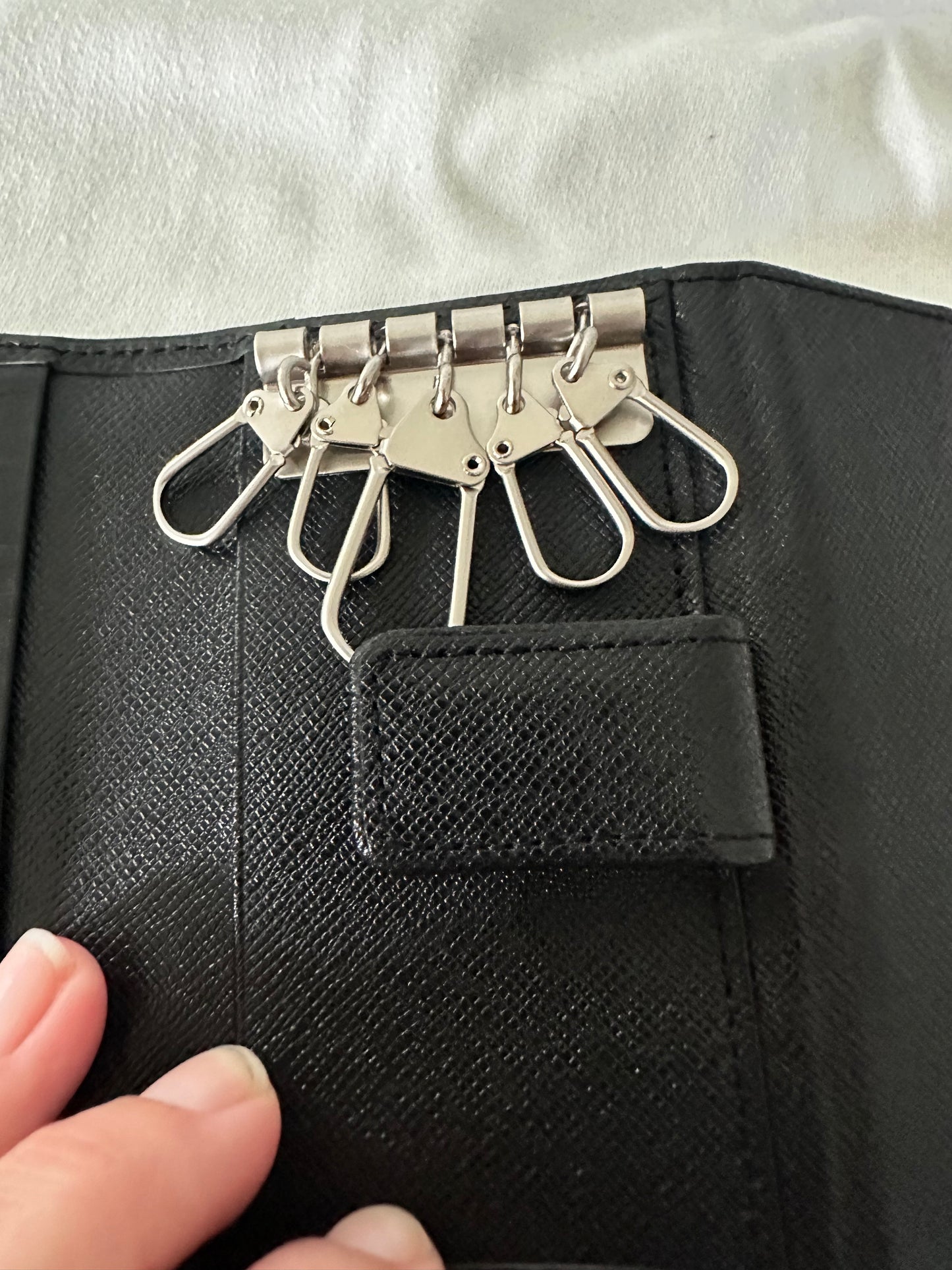 Burberry Key Holder with 5 key rings