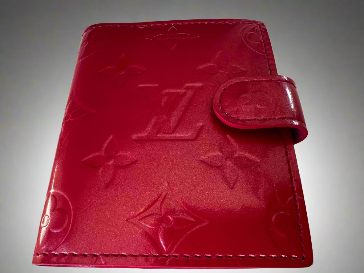 Louis Vuitton Vernis Card Holder in Watermelon/Pommes D'Amour