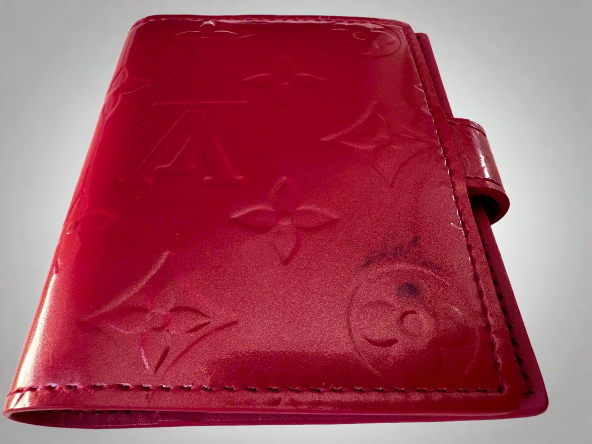 Louis Vuitton Vernis Card Holder in Watermelon/Pommes D'Amour