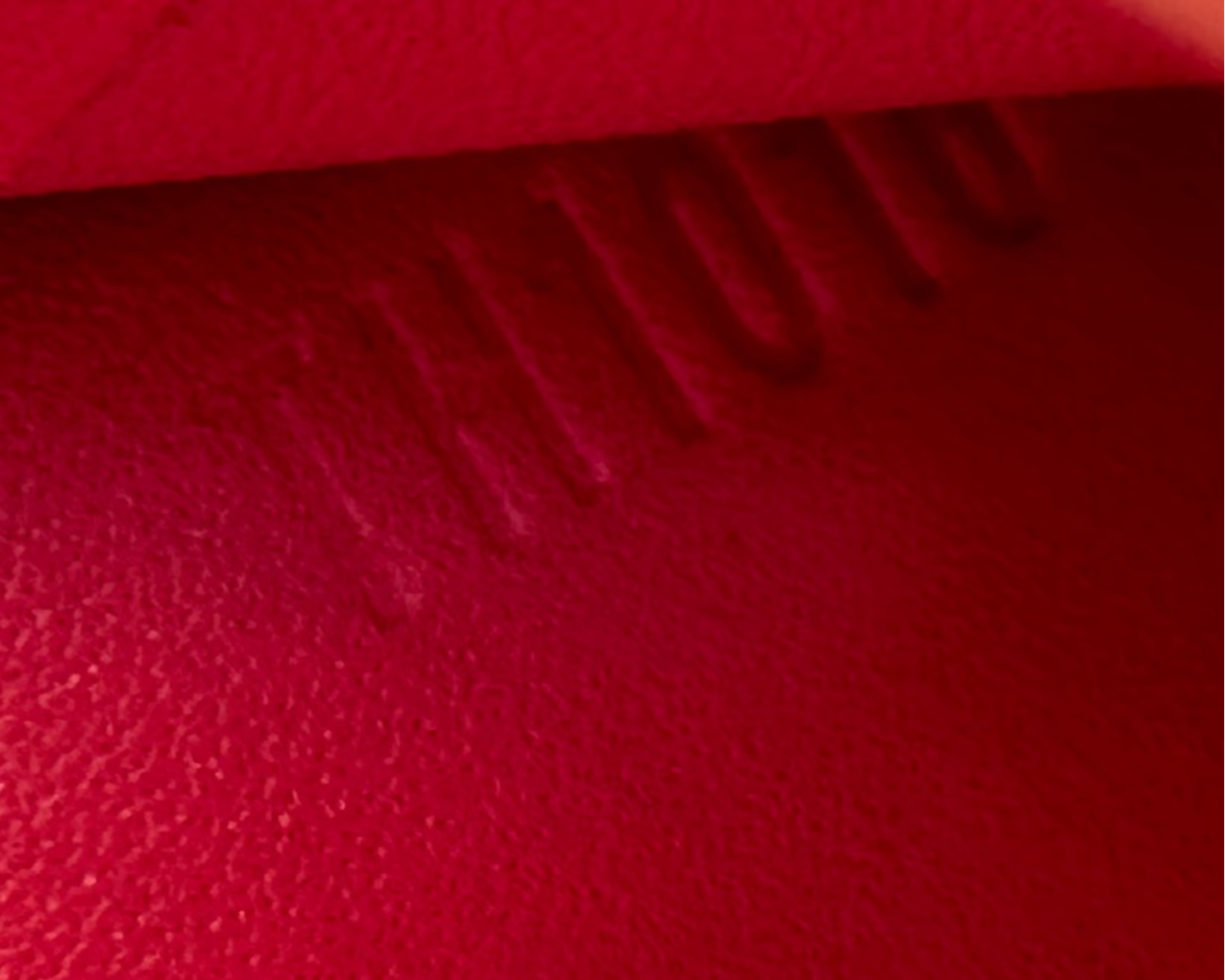 Louis Vuitton Vernis Card Holder in Watermelon/Pommes D'Amour