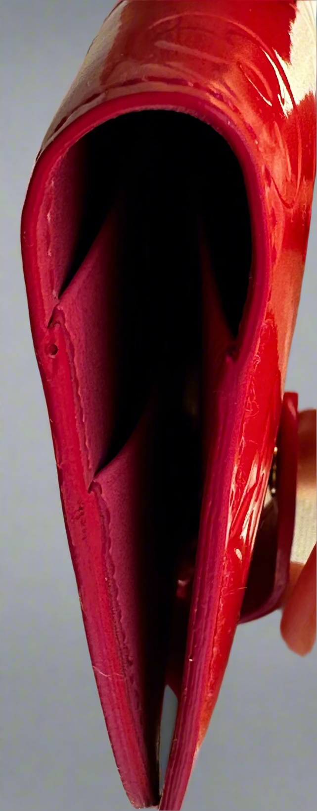 Louis Vuitton Vernis Card Holder in Watermelon/Pommes D'Amour