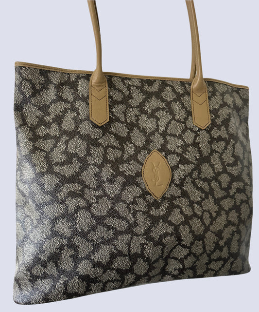 Yves Saint Laurent Dark Tan and Taupe Tote Bag in Giraffe Print Coated Canvas