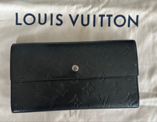 Louis Vuitton MATTE Black Vernis Long International Wallet