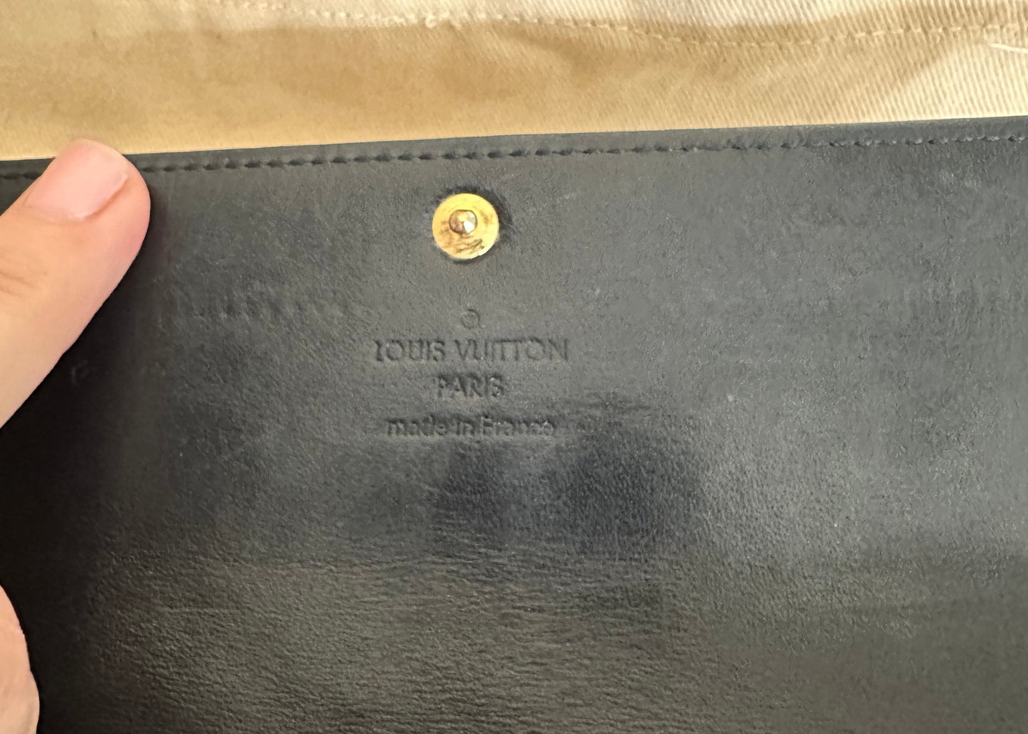 Louis Vuitton Long Sara Wallet in SHINY Black Vernis Patent Leather