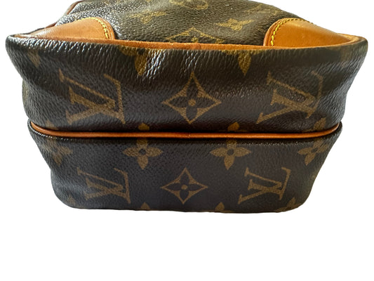 Louis Vuitton Amazon leather handbag